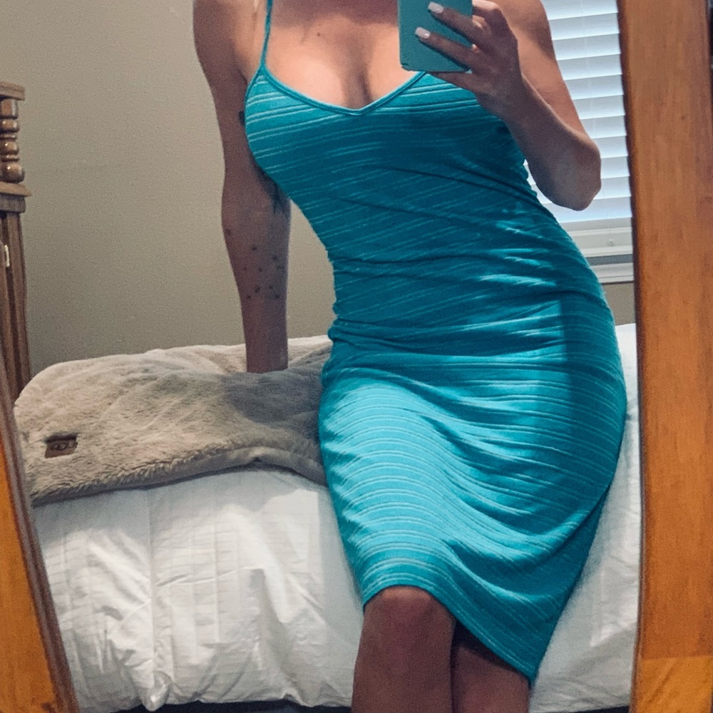 Bebe midi backless dress